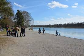 Beim amtsgericht augsburg ist die firma royal am see gmbh unter der nummer hrb 29397 eingetragen. Augsburg Kuhsee Ausflug Zum See Wanderung Spielplatz