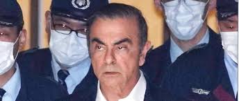 Carlos ghosn et sa femme, carole, lors d'une séance au festival de cannes, en mai 2017. Carlos Ghosn Renault A Identifie 11 Millions D Euros De Depenses Suspectes Le Point