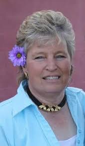 Mary Kindt's Instagram, Twitter & Facebook