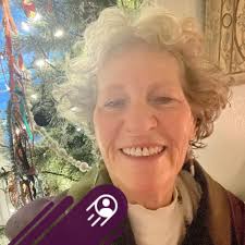 Midland using live peacocks as decorations