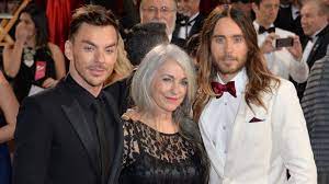The tribeca film festival has set its full feature slate for 2019, selecting 103 titles including world premieres of films by jared leto, christoph waltz, and margot robbie. Jared Leto Lasst Mich Wieder Zu Meiner Mama Gehen Panorama Sz De
