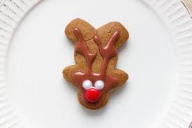 Gingerbread men are aggressive melee mobs that spawn in candyland. How To Decorate Gingerbread Reindeer Allrecipes