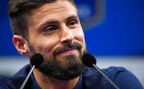 Pēc yoann gourcuff, tas ir pagrieziensolivier giroux, apzīmogots skaists bērns no čempionāta francijā, kā arī tas ir labākais l1 guvējs. Frankreichs Sturmer Olivier Giroud Ist Kein Fan Liebling