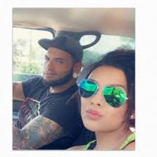 Danielle Salas (@dlsgonzalez)