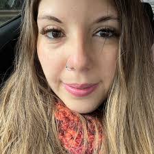 Tamara Molina's Instagram, Twitter & Facebook