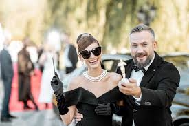 What clothes did audrey hepburn wear? Vintage Fashion Audrey Hepburn Dress Outfits