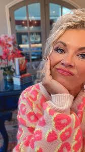 Tammy Sharpe's Instagram, Twitter & Facebook