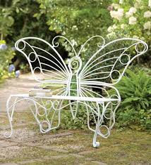 Gartenbank Metall Jeder Garten Braucht Eine Schone Bank Schmetterlingsgarten Garten Landschaftsbau Garten