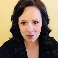 Michelle Klug's Instagram, Twitter & Facebook