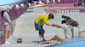 2021 vnl에서 브라질 주전으로 뛰는 선수 중에 센터 1 명, 레프트 1 명, 라이트 1 명은 2019 월드컵에 아예 참여 안 했던 선수라이트 탄다라레프트 가라이 (혹은 나탈리아가 뛸지도 모름)센터 갓타즈 선발 선 Ktd715aeqnchfm