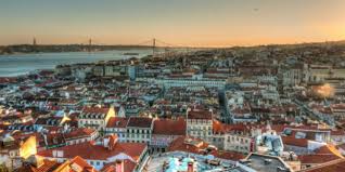 São joão, penha de frança, são jorge de arroios concelho: Rotura De Conduta De Agua Na Rua Morais Soares Em Lisboa Condiciona Transito Executive Digest