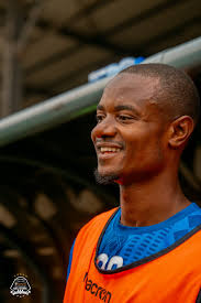 Dans la rubrique MULTIMEDIA de notre site officiel, découvrez la vidéo de  ce portrait de MPUTU signé Canal+ Sport