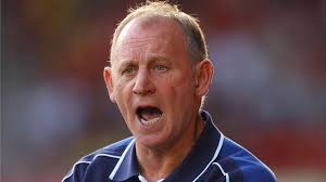 Denis Smith: Wrexham can get to Championship, says former manager