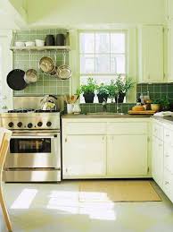 Low Cost Kitchen Cabinet Makeovers Lowcosthomeremodeling Lowcostremodeling Kitchen Design Small Low Cost Kitchen Cabinets Small Kitchen Inspiration