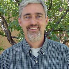 Fort Collins humanitarian wins Peace Corps award