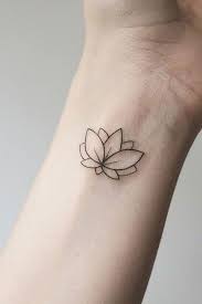 Simple Tiny Wrist Lotus Tattoo Simpletattoo Tinytattoo Lotus Tattoo Wrist Small Lotus Tattoo Small Lotus Flower Tattoo