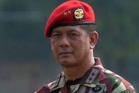 He is the successor to rear admiral (ret) willem rampangilei, the previous head of bnpb. Mengenal Lebih Dekat Kepala Bnpb Letjen Tni Doni Monardo