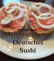 Leckeres Mettbrotchen Mit Frischen Zwiebeln Das Deutsche Sushi German Sushi For All Mehr Lustige Bilder Gibts Auf Fungesteue Lecker Leckerbissen Mett Lustig