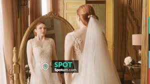 A remake of the 2012 french romantic comedy film plan de table, the film stars sam claflin, olivia munn and eleanor tomlinson. Tulle And Lace Wedding Dress Worn By Hayley Eleanor Tomlinson As Seen In Love Wedding Repeat Spotern