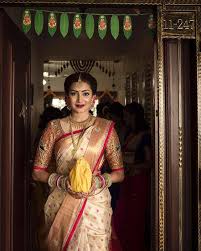 Sadhika venugopal in kanchipuram silk wedding saree from fingerprinz. 16 Best Wedding Sarees For Brides To Be Magicpin Blog