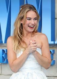 Flip through to see a history of the actress killing it on the red carpet. Gorgeous Lily James Shines At The World Premiere Of Mamma Mia Here We Go Again Glamistan Com