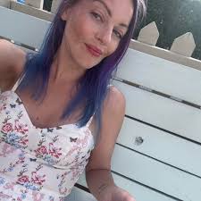 Does anyone know how to contact Evri other than the virtual assistant? My  parcel was meant to be delivered