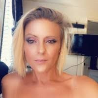 Amanda Conard's Instagram, Twitter & Facebook