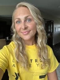 Cheryl Neubauer's Instagram, Twitter & Facebook