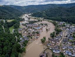 In 2002, flooding killed 21 people in eastern germany and over 100 across the wider central european region. Gyz7tubaqtzjbm