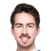 Alexander Crain's Instagram, Twitter & Facebook