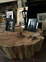 un tronc d arbre devient table basse recyclage et cie tronc d arbre table basse table basse tronc d arbre
