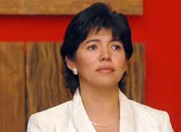 Jun 03, 2021 · la precandidata presidencial del ps, paula narváez, emplazó a la presidenta del senado, yasna provoste, a definirse, tras irrumpir tercera en la encuesta tu influyes de criteria respecto a. La Presidenta Del Senado De Chile Anuncia Su Candidatura A Las Presidenciales En Segundos Panama