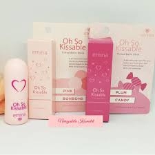 Produk pelembab lainnya adalah emina bright stuff moisturizing cream yang mengandung spf dan melindungi kulit wajah dari sengatan sinar matahari. Beli Emina Oh So Kissable Tinted Balm Stick Lip Balm Pelembab Bibir Seetracker Indonesia