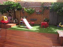Bagi anda yang ingin memiliki taman di dalam rumah, harus pintar dalam memilih jenis tanaman yang tepat hingga mengikuti beberapa tips dalam menata. Gambar Desain Taman Bermain Anak Yang Dapat Dibuat Di Rumah
