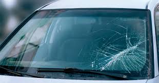 My 2018 highlander le front windshield cracked. Eight Tips For Dealing With Windshield Cracks Maryland Toyota Dealer
