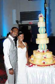 The Tallest Cake Ever Everyone Loved It Washington Dc Wedding Dc Weddings Wedding