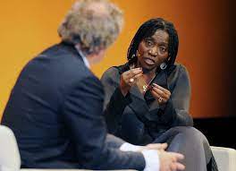 Auma obama was born in 1960 in nairobi, kenya. Dr Auma Obama Sister Of The Us President Fascinates Over 650 Guests In A Sell Out Event At Bmw Welt