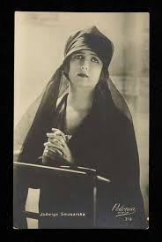 35 Jadwiga Smosarska Image: PICRYL