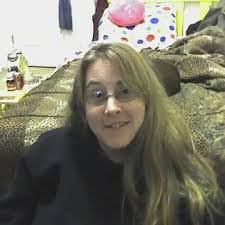 Shelly Ferris's Instagram, Twitter & Facebook