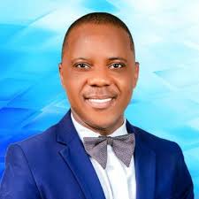 If you want to be the best, surround yourself with the best—the kind of  people who push you, teach you, and inspire you to grow every single day.