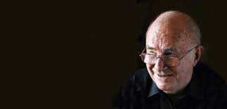 Renowned author, critic, poet, broadcaster, raconteur Clive James chats