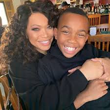 Between the toxic relationship with his wife, in which he finds comfort and love in complaining about her, and his three greedy and selfish children, who presumably led him to lose his hair, michael is a factory of creative insults. Tisha Campbell Once Had To Convince Her Son She S African American Watch Thejasminebrand