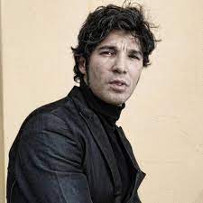 Filmografia, nagrody, biografia, wiadomości francesco venditti jeszcze nie ma biografii na filmwebie, możesz być pierwszym który ją doda! Francesco Venditti Ho Odiato La Musica Perche Mi Portava Via Papa Amica