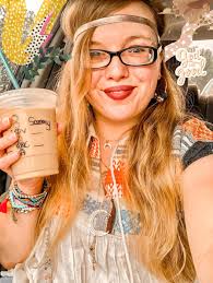 While out exploring my hometown of Hartland, we randomly stumbled upon the  cutest little shop