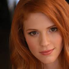 Lydia Red Hair Brown Eyes Red Hair Brown Eyes Beautiful Red Hair Red Hair Woman