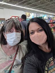 Meeting a pleasant lady at Aldi's produce section