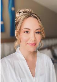 Eva looked absolutely breathtaking