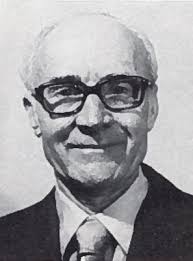 Darwin Bryan's Instagram, Twitter & Facebook