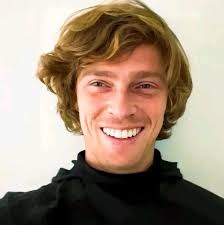 Good Morning and Happy Sunday 🤍