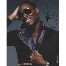 En 2005, il décide de créer son propre groupe, qu'il nomme la selesao, composé de dr.love & linho (alias les jumo). Jessy Matador Autograph